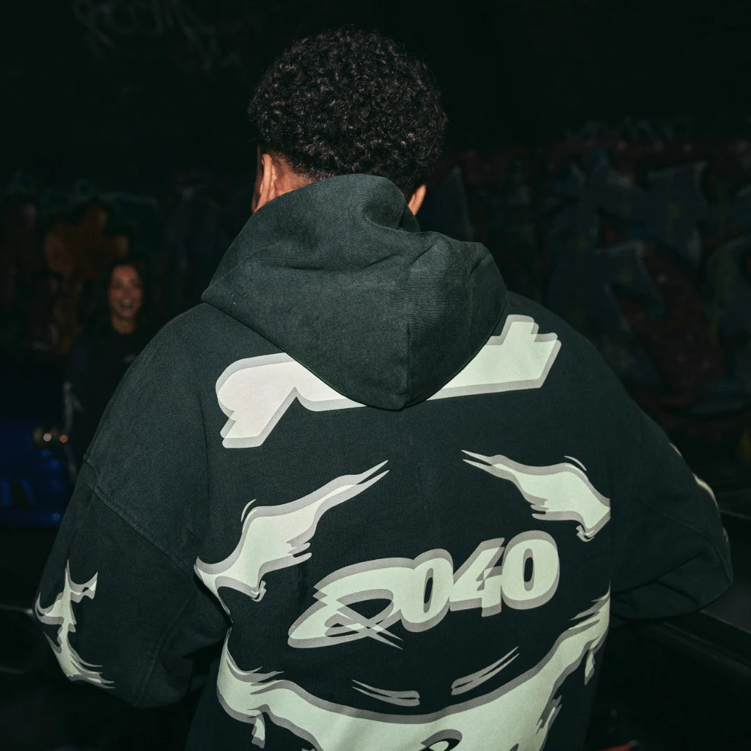 Chrome 040 Hoodie - Image 4